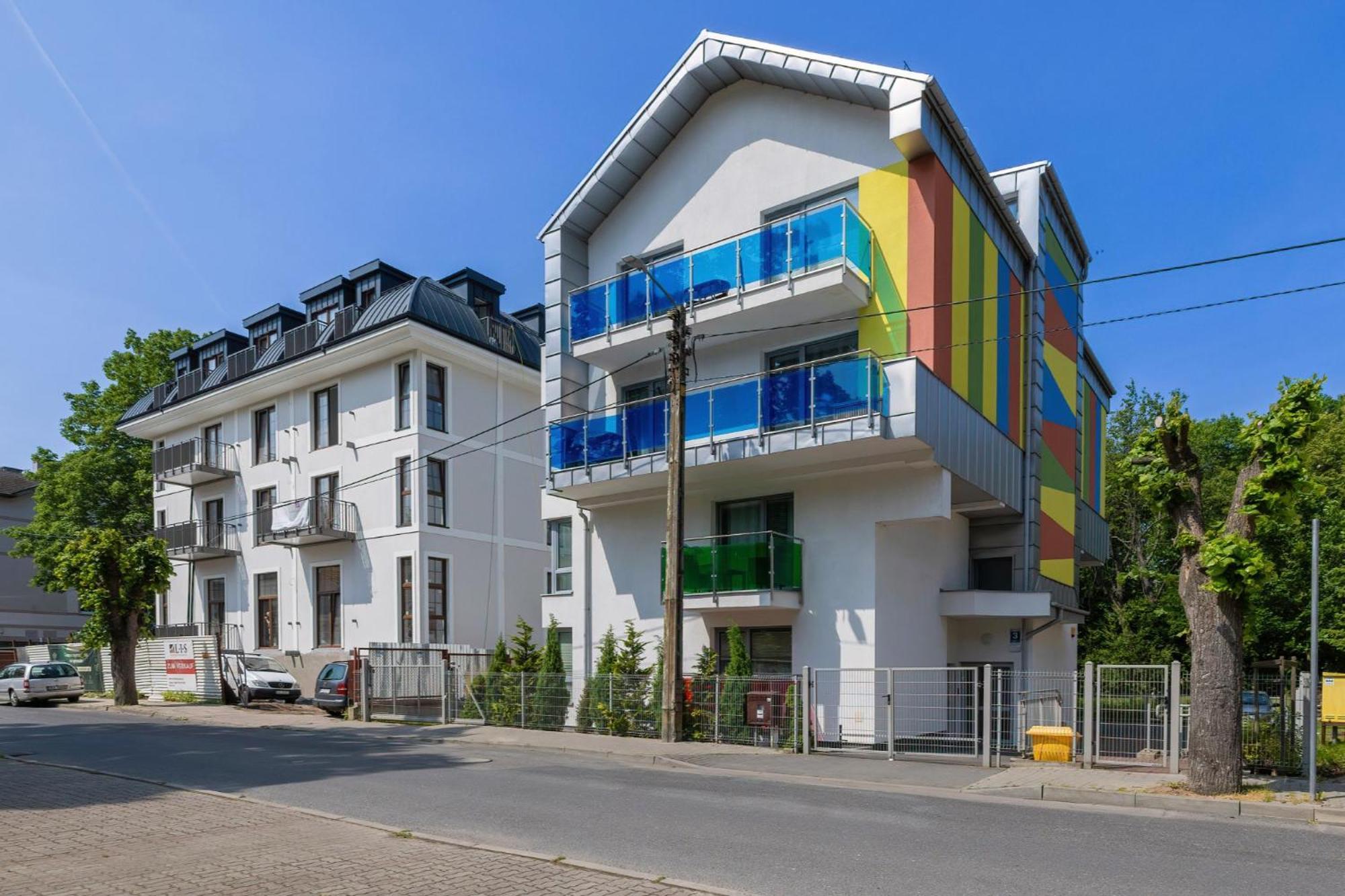 Kolorowe Balkony - Stylowy Apartament Nad Morzem By Noclegi Renters Miedzyzdroje Ngoại thất bức ảnh